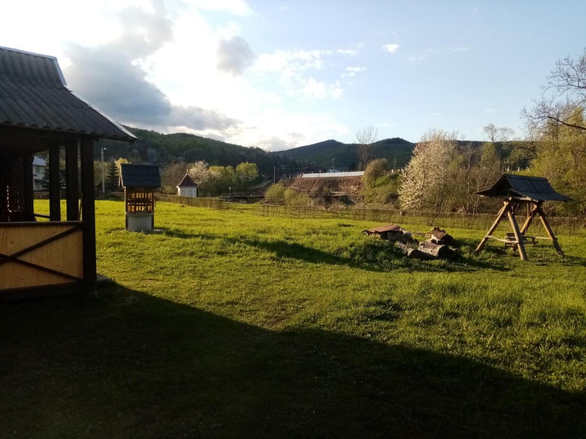 Садиба Федорчуків Гірська Хатина Sheshory Exterior photo