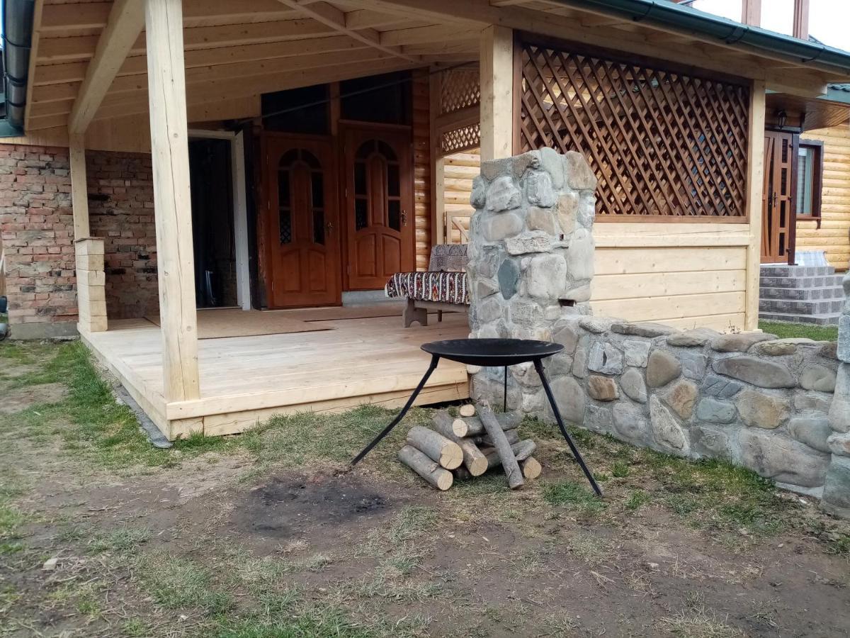 Садиба Федорчуків Гірська Хатина Sheshory Exterior photo