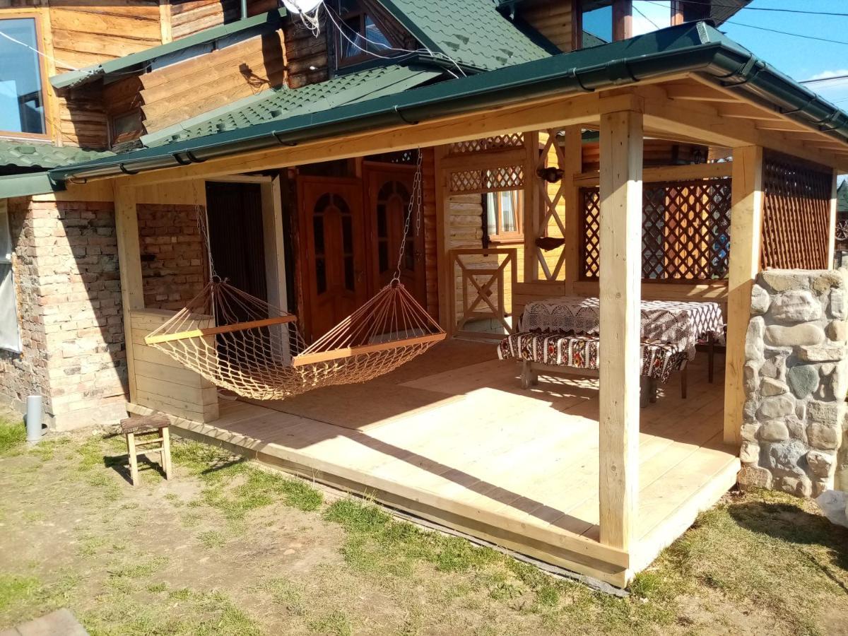 Садиба Федорчуків Гірська Хатина Sheshory Exterior photo