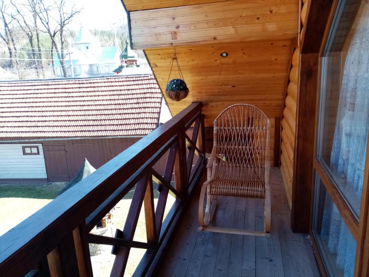 Садиба Федорчуків Гірська Хатина Sheshory Exterior photo
